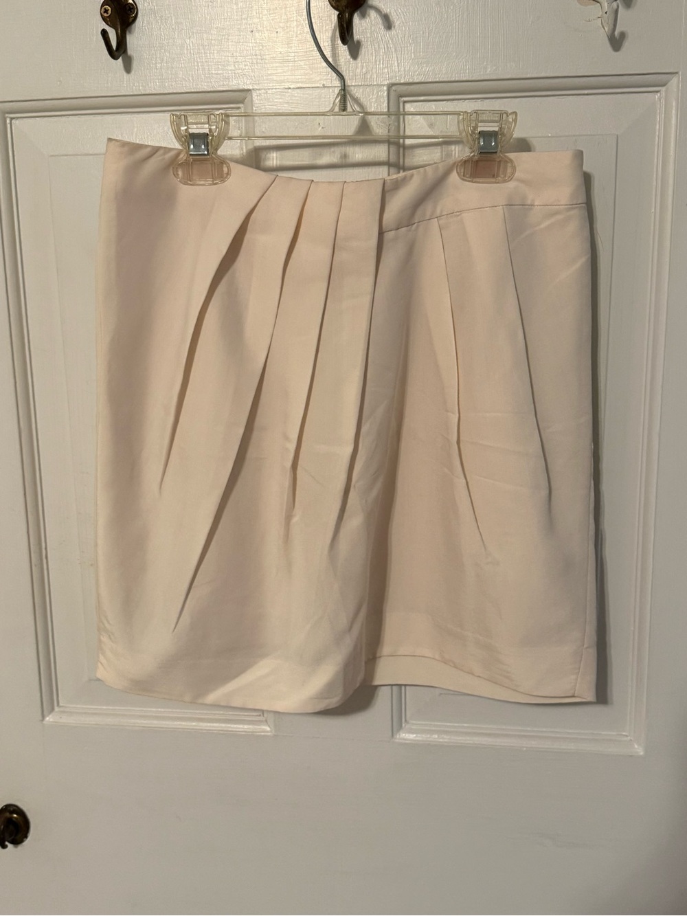 GAP Light Cream Pleated Mini Skirt